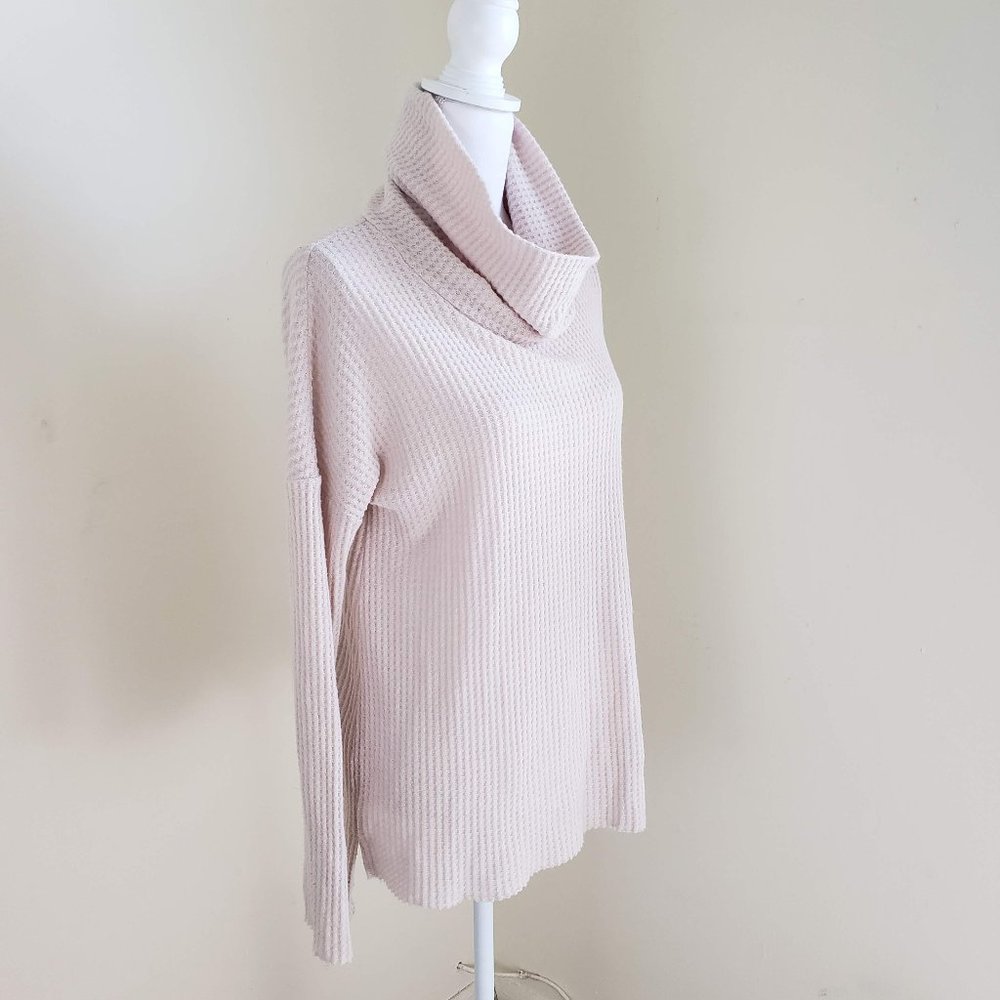 BP. Cowl Neck Waffle Knit Top Beige Size Medium - Picture 3 of 9
